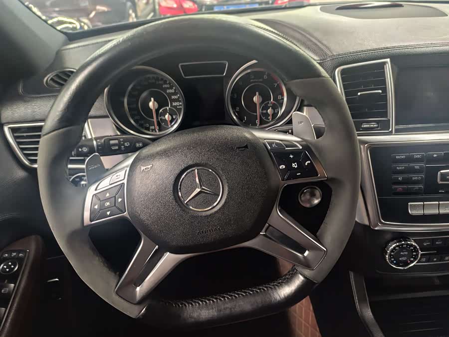 Mercedes-Benz M AMG 2013 #11 Mercedes-Benz M AMG 2013 image de voiture #11