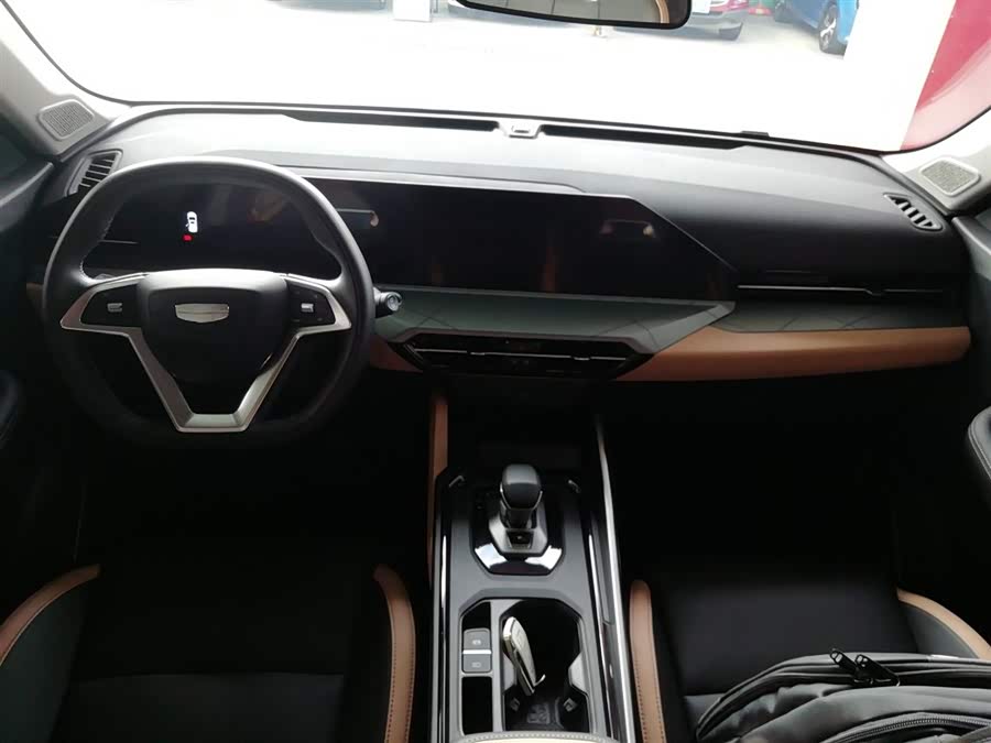 GEELY OkavangoPRO 2025 immagine di auto #11