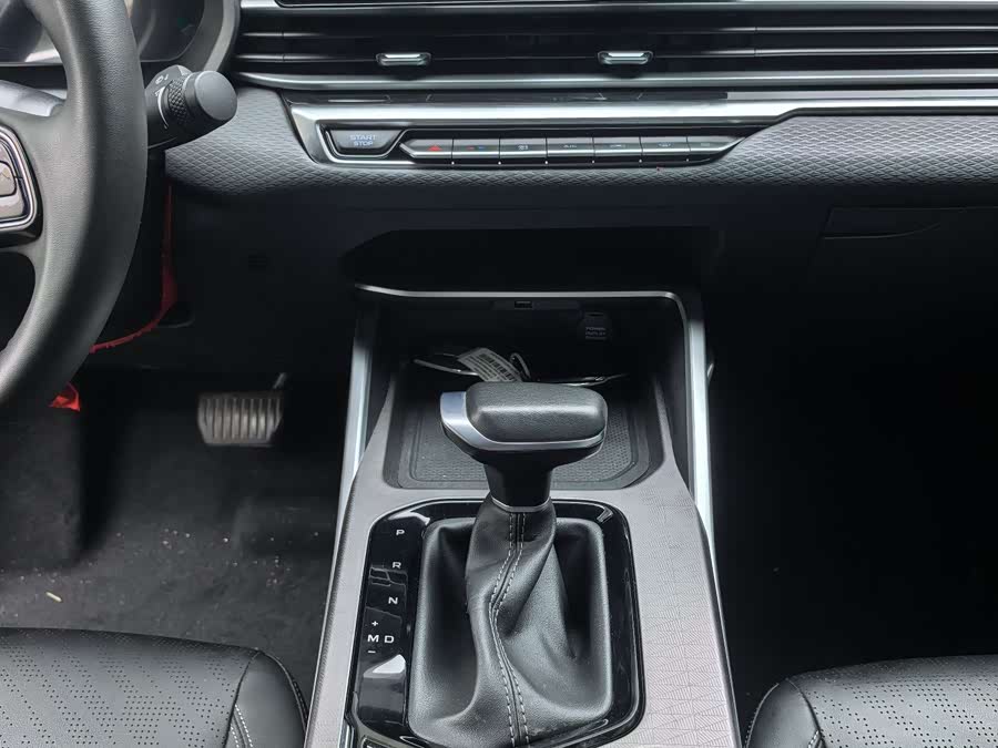 GEELY 2022 car image #11