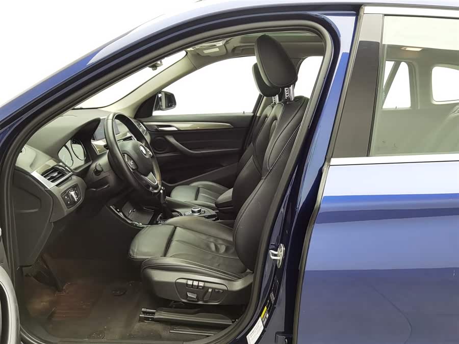 BMW X1 New Energy 2019 car image #11