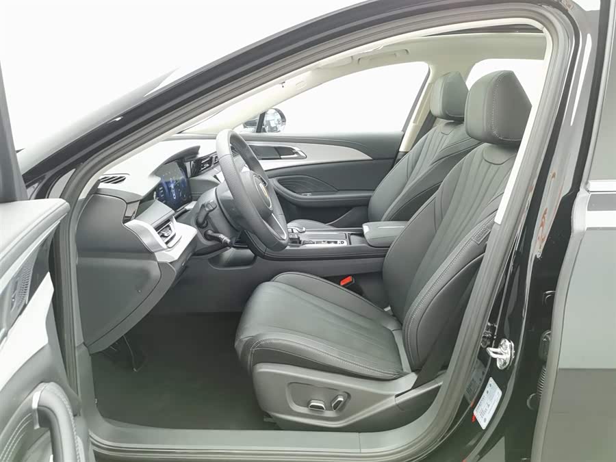 HongQi H5 PHEV 2025 car image #11