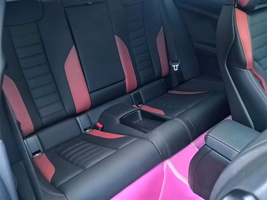 BMW M240i 2025 immagine di auto #11