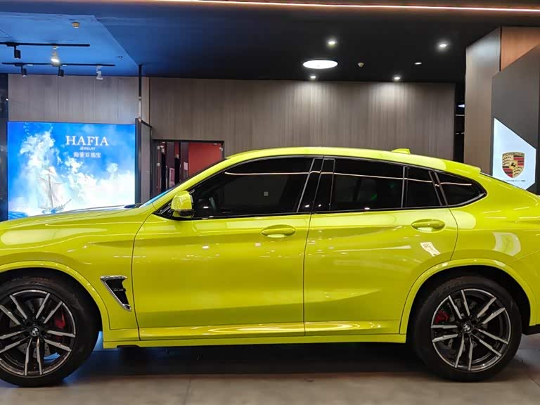 BMW X4 M 2022 car image #11