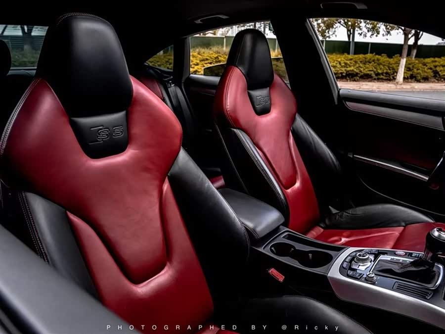 Audi S5 2014 car image #11