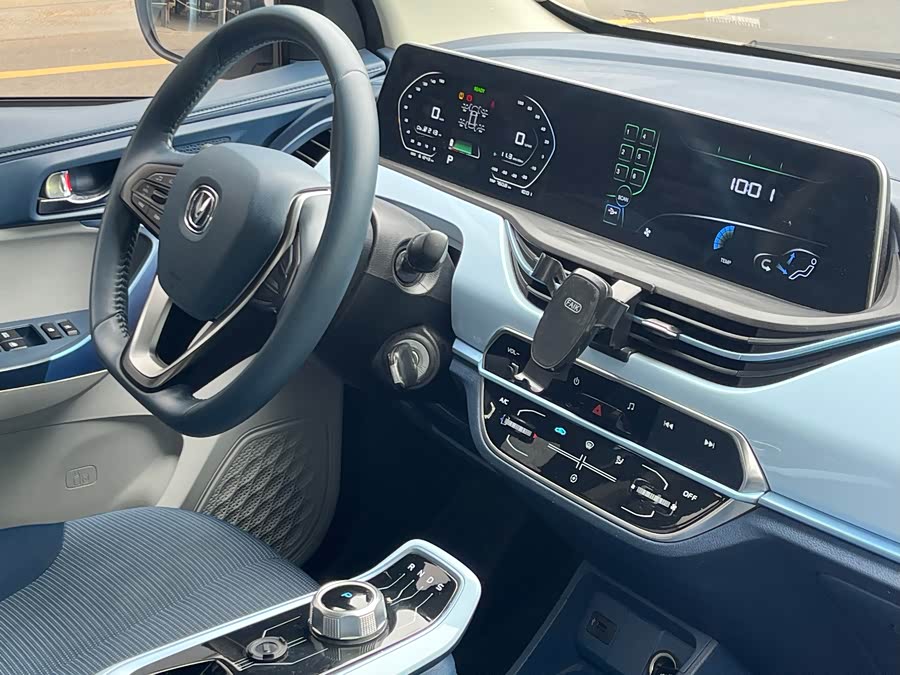 Changan BenBen E-Star 2022 car image #11