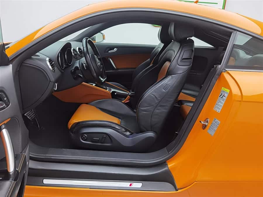 Audi TTS 2011 #11 Audi TTS 2011 car image #11