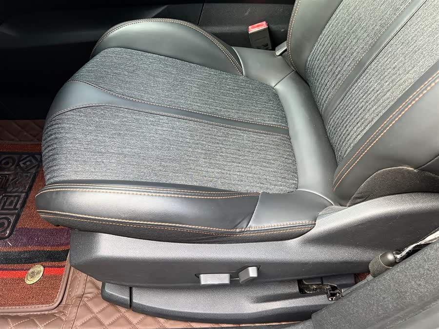 Peugeot 5008 2017 #11 Peugeot 5008 2017 car image #11