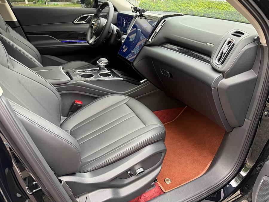 HongQi HS3 2024 #11 HongQi HS3 2024 car image #11