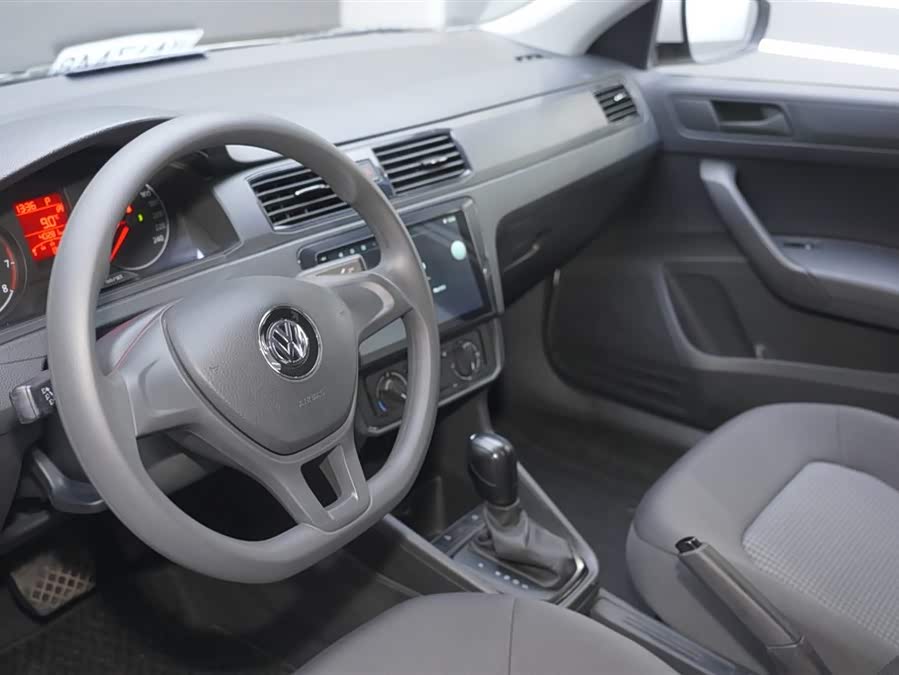 Volkswagen Santana 2023 car image #11