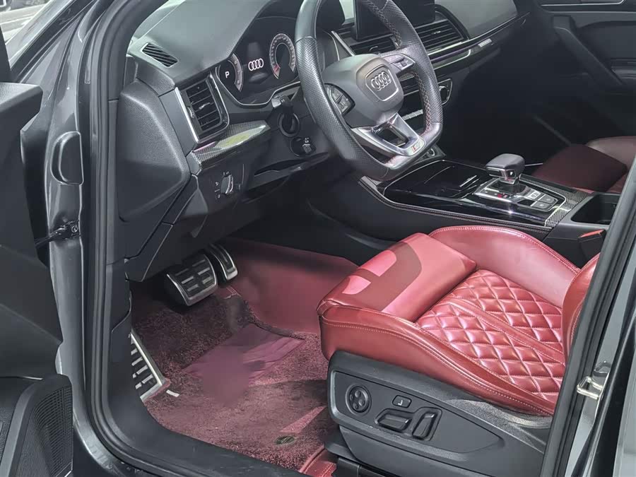 Audi SQ5 2022 imagen de coche #11