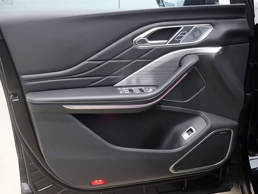 HongQi HS7 PHEV 2025 #11 HongQi HS7 PHEV 2025 car image #11