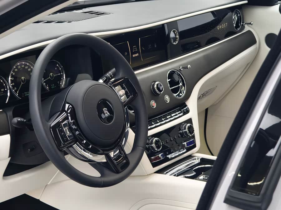 Rolls-Royce Ghost 2024 car image #11