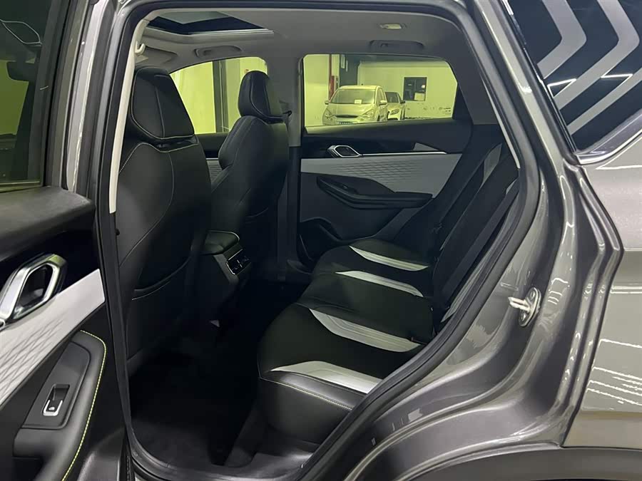GEELY Coolray 2022 #11 GEELY Coolray 2022 car image #11