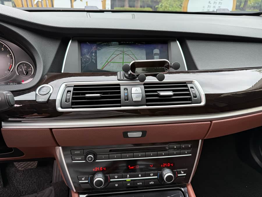 BMW 5 Series GT 2014 #11 BMW 5 Series GT 2014 immagine di auto #11