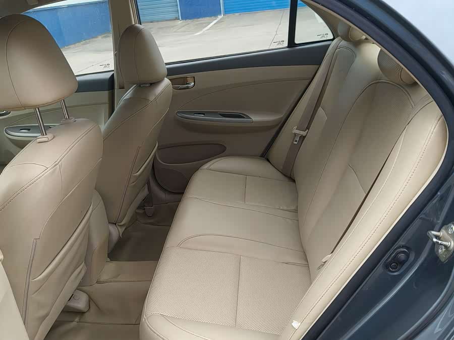 BYD L3 2014 #11 BYD L3 2014 car image #11