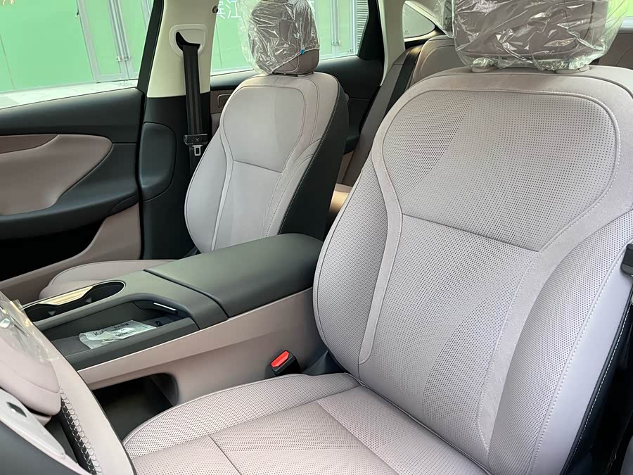 HongQi TianGong 05 2025 #11 HongQi TianGong 05 2025 car image #11