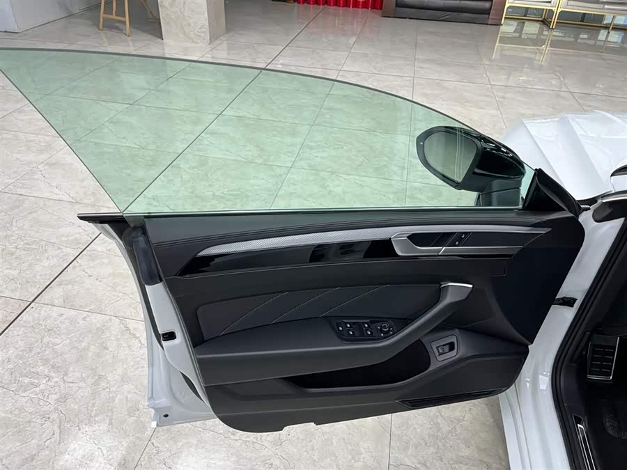 大众 一汽-大众CC 2022 #11 大众 一汽-大众CC 2022 汽车图片 #11