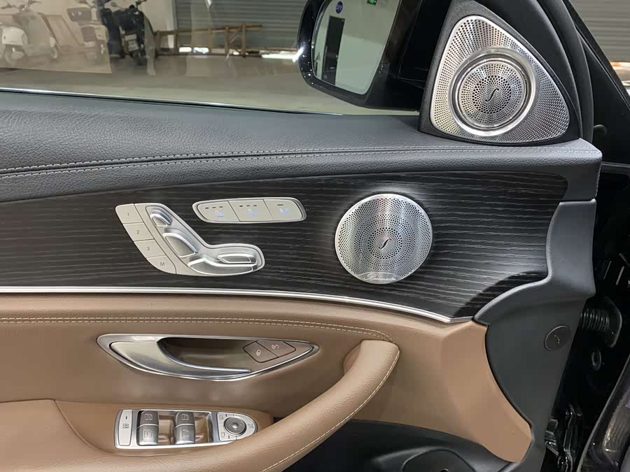 Mercedes-Benz E Class 2020 car image #11