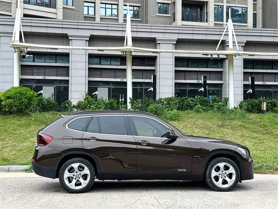 BMW X1 (Imported) 2011 صورة سيارة #11