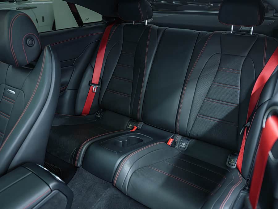 Mercedes-Benz E AMG 2020 immagine di auto #11