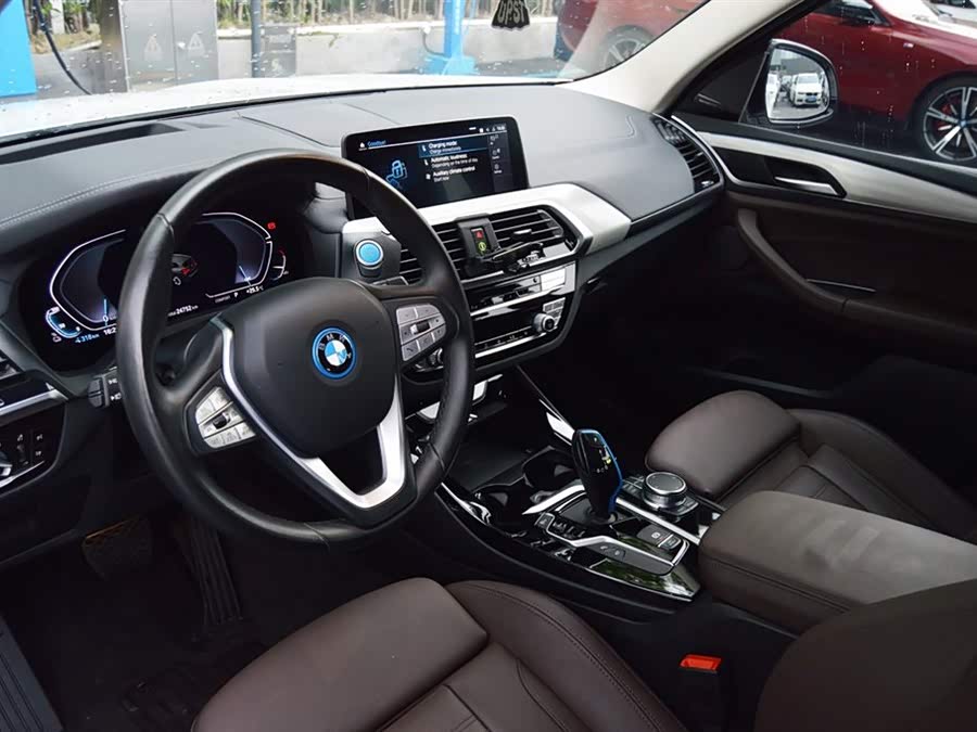 BMW iX3 2022 car image #11