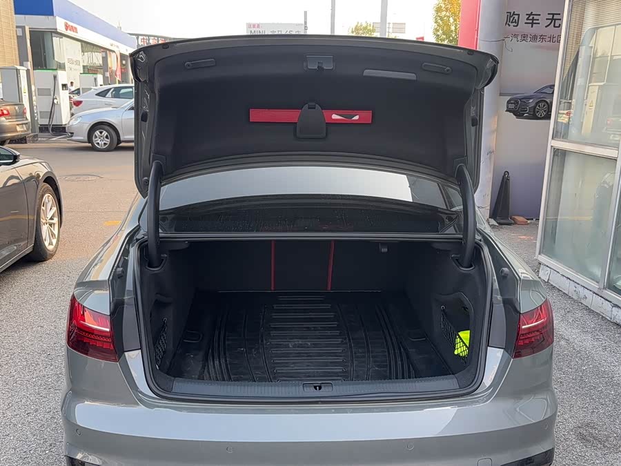 Audi S4 2023 صورة سيارة #11