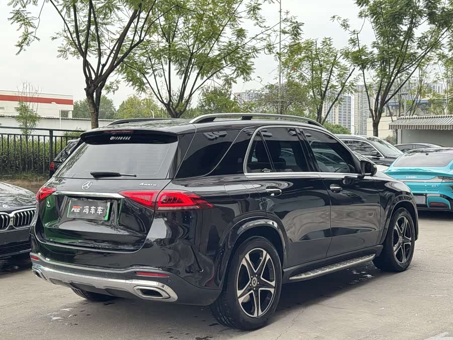 Mercedes-Benz GLE Class New Energy 2022 car image #11