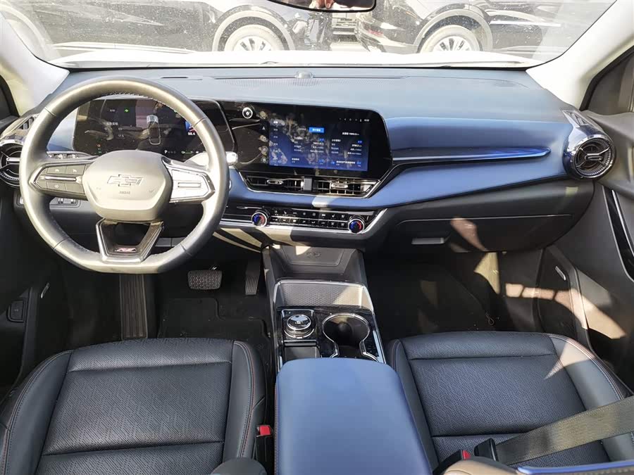 Chevrolet Equinox Plus 2024 #11 Chevrolet Equinox Plus 2024 car image #11