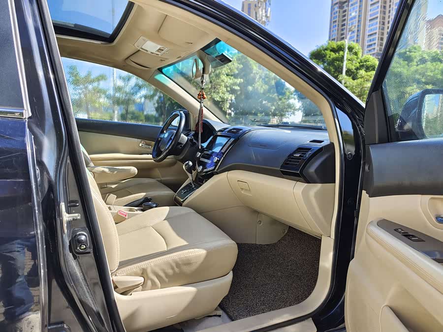 BYD S6 2013 car image #11