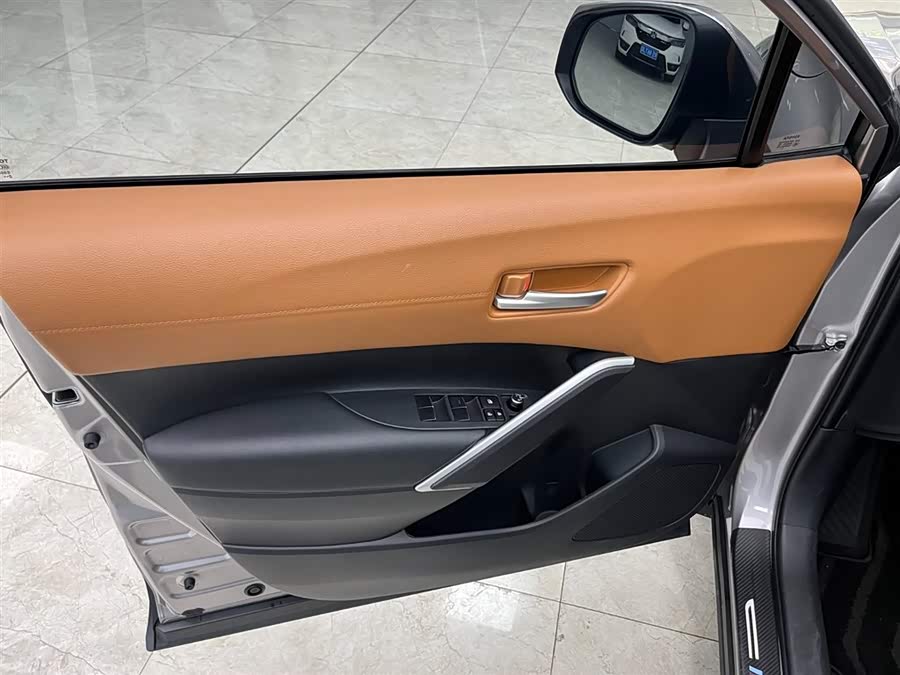 Toyota Corolla Cross 2022 immagine di auto #11