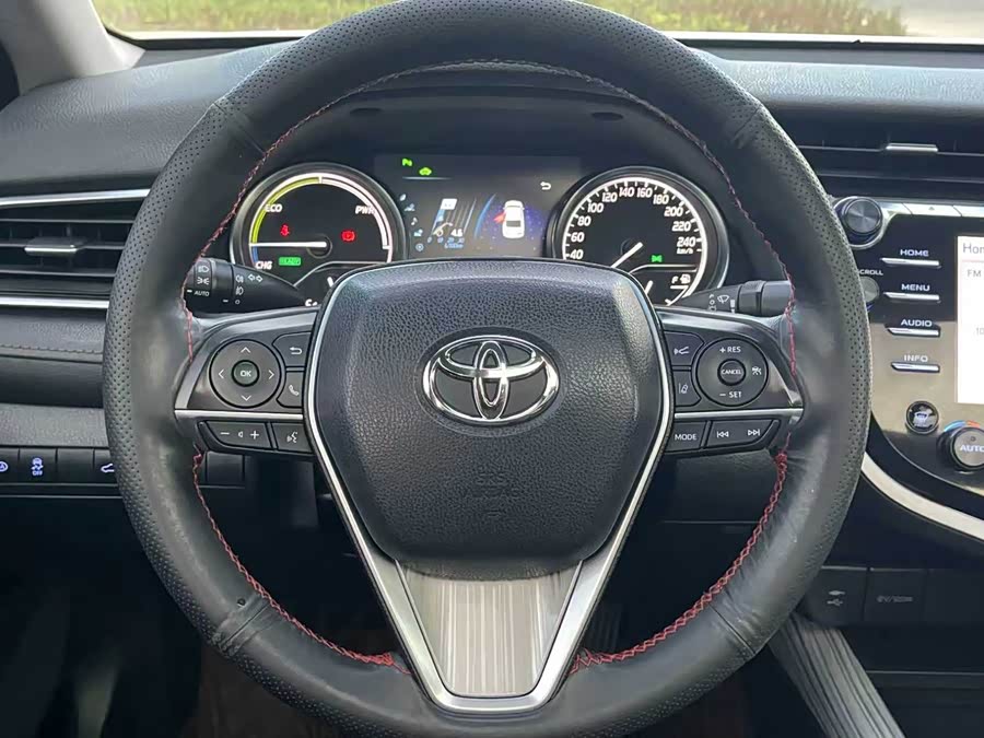 Toyota Camry 2018 car image #11