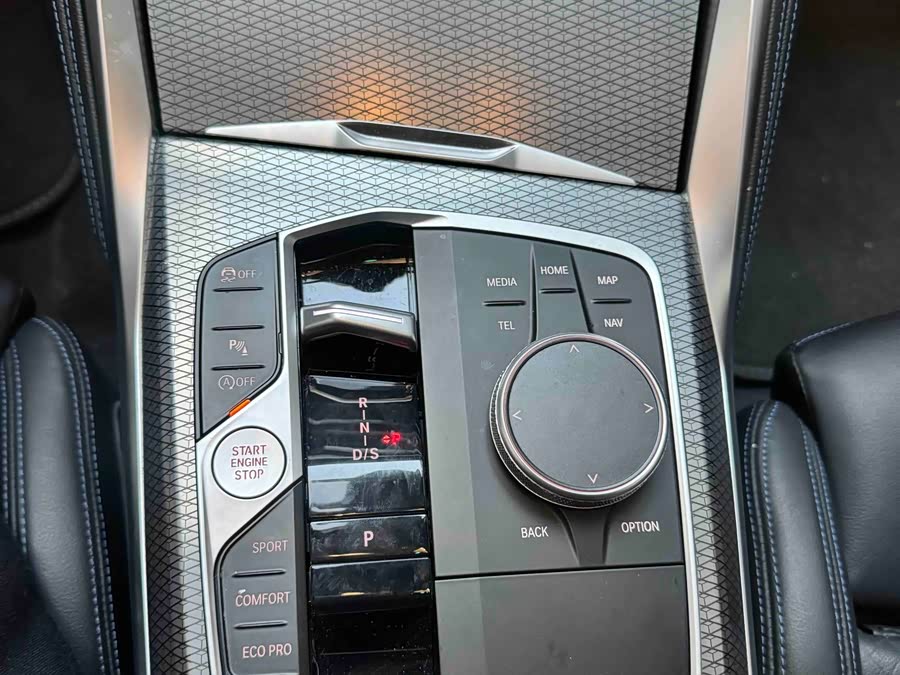 BMW M240i 2023 immagine di auto #11