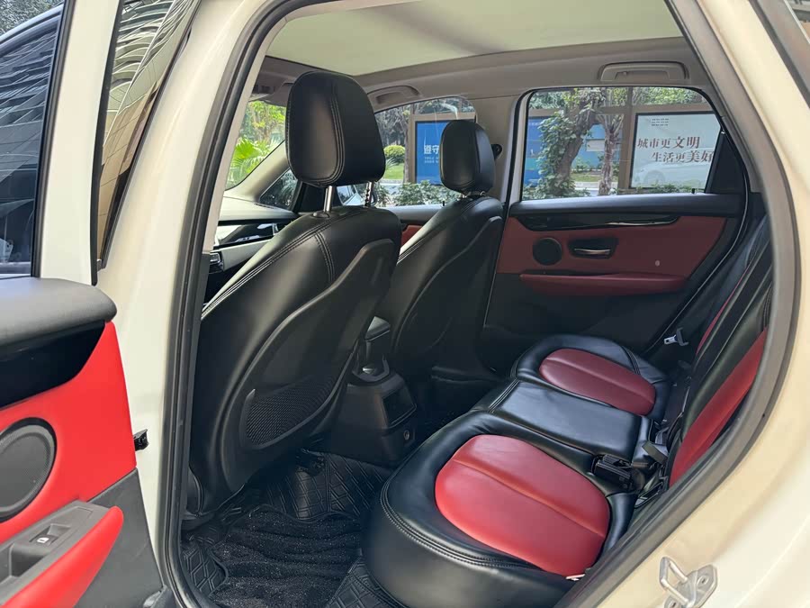 BMW 2 Series Tourer 2019 car image #11