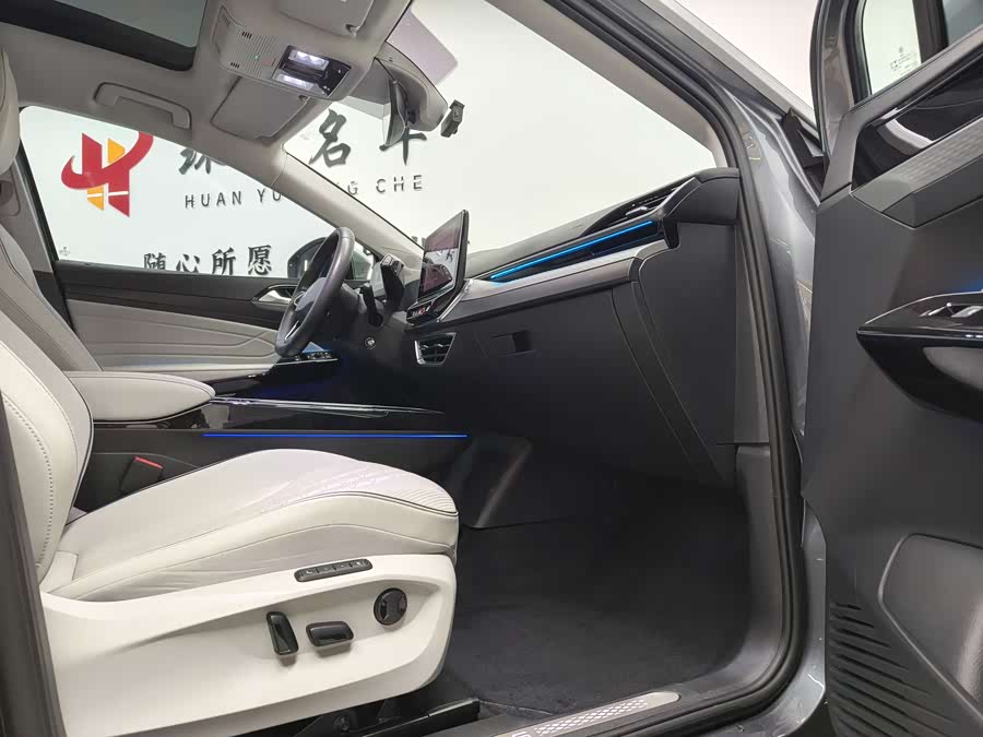 Volkswagen ID.6 X 2023 car image #11