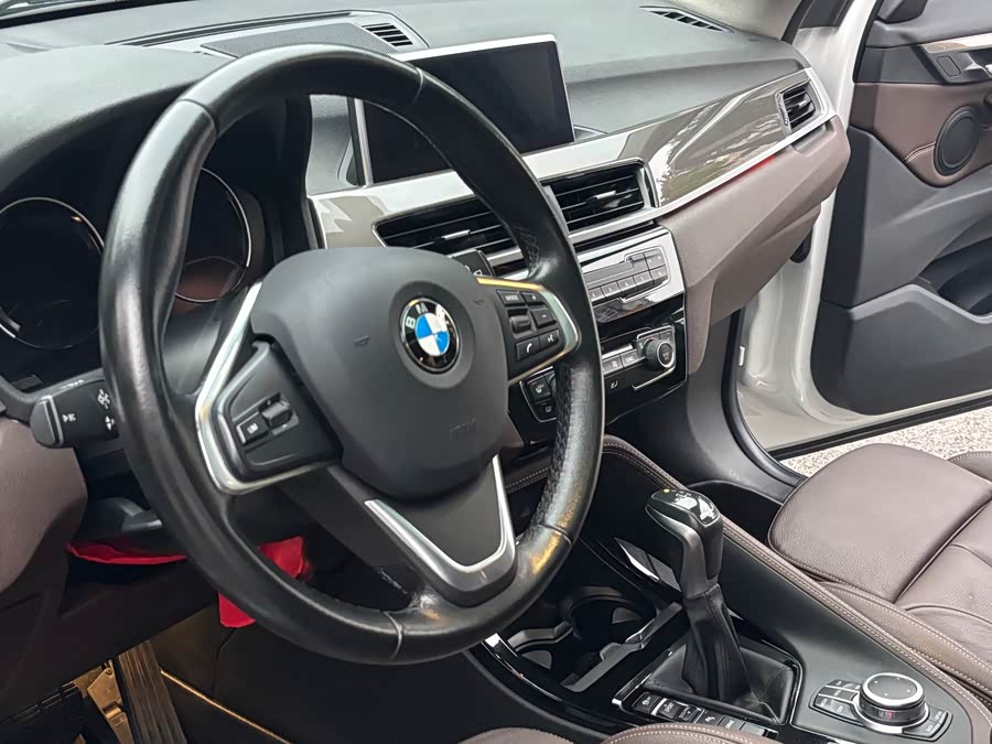 BMW X1 New Energy 2019 #11 BMW X1 New Energy 2019 car image #11