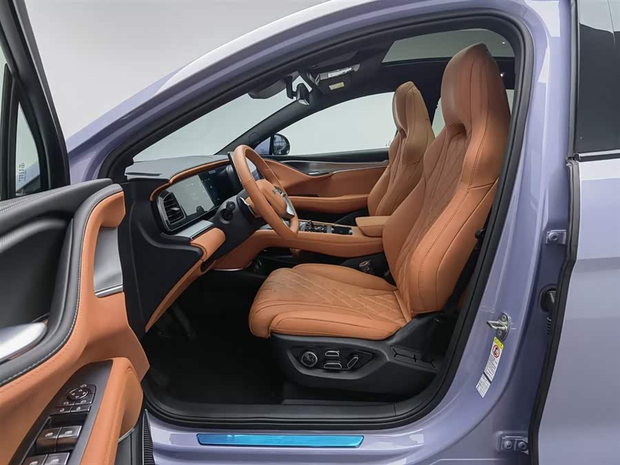 BYD Sea Lion 07 EV 2025 car image #11