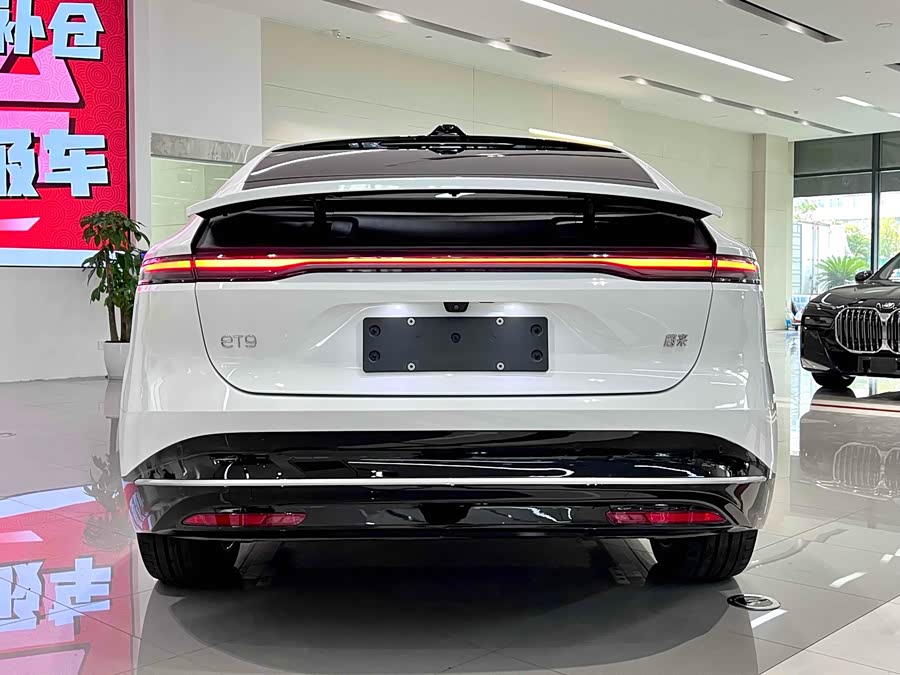 蔚来 蔚来ET9 2025 汽车图片 #11