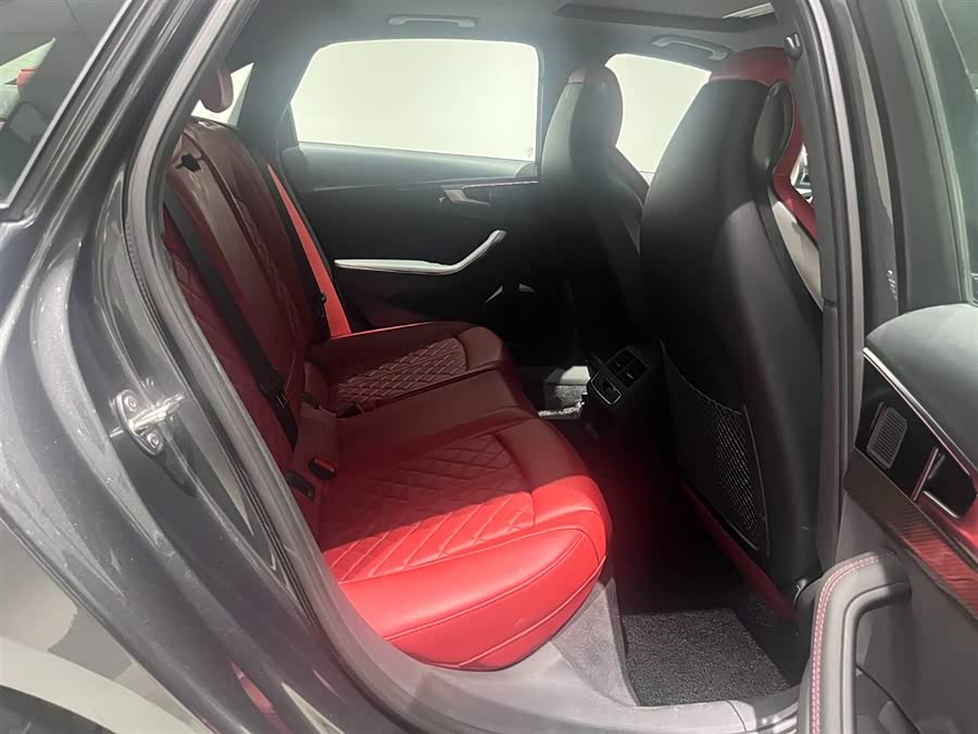 Audi S4 2023 صورة سيارة #11