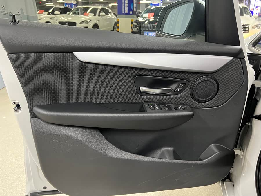 BMW 2 Series Tourer 2018 #11 BMW 2 Series Tourer 2018 car image #11