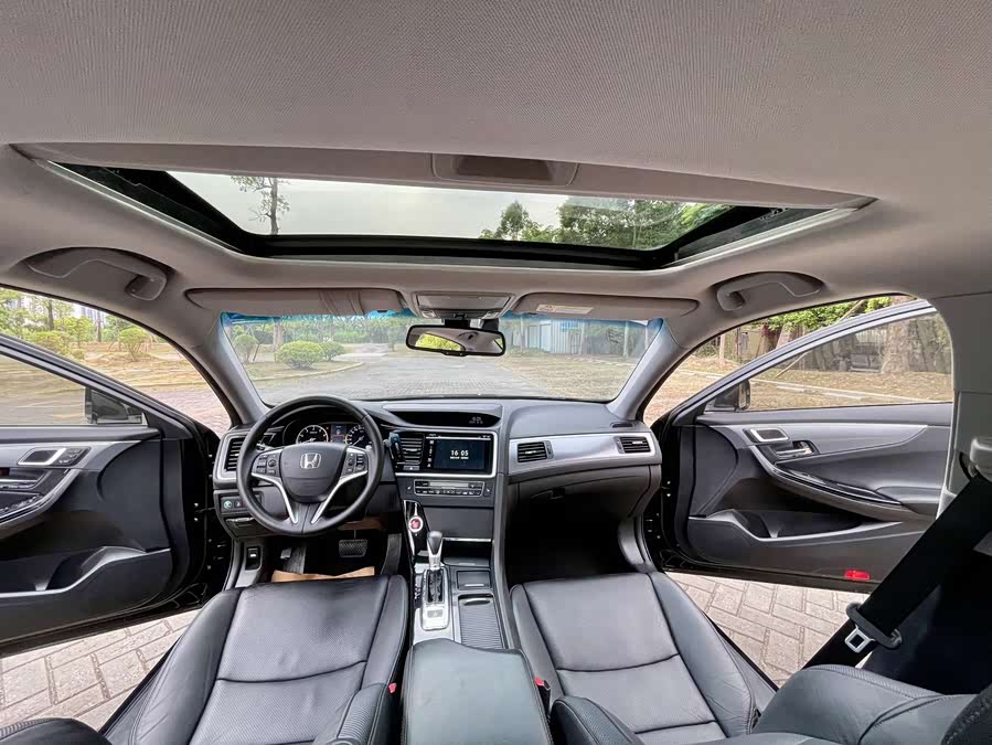 Honda Spirior 2017 car image #11