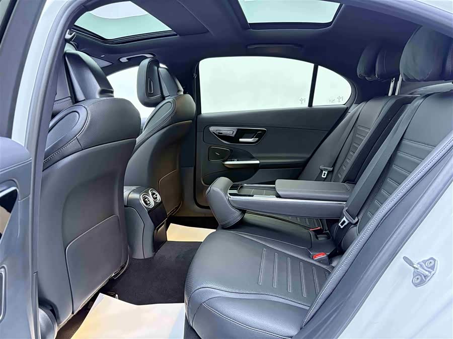 Mercedes-Benz C Class 2022 car image #11