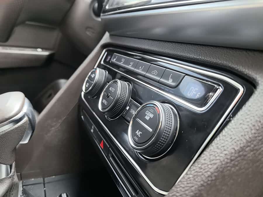 Volkswagen Teramont 2019 car image #11