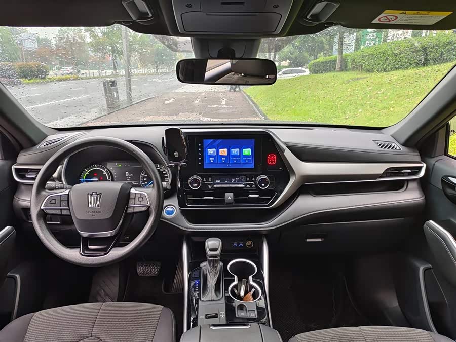 Toyota Crown Kluger 2021 car image #11