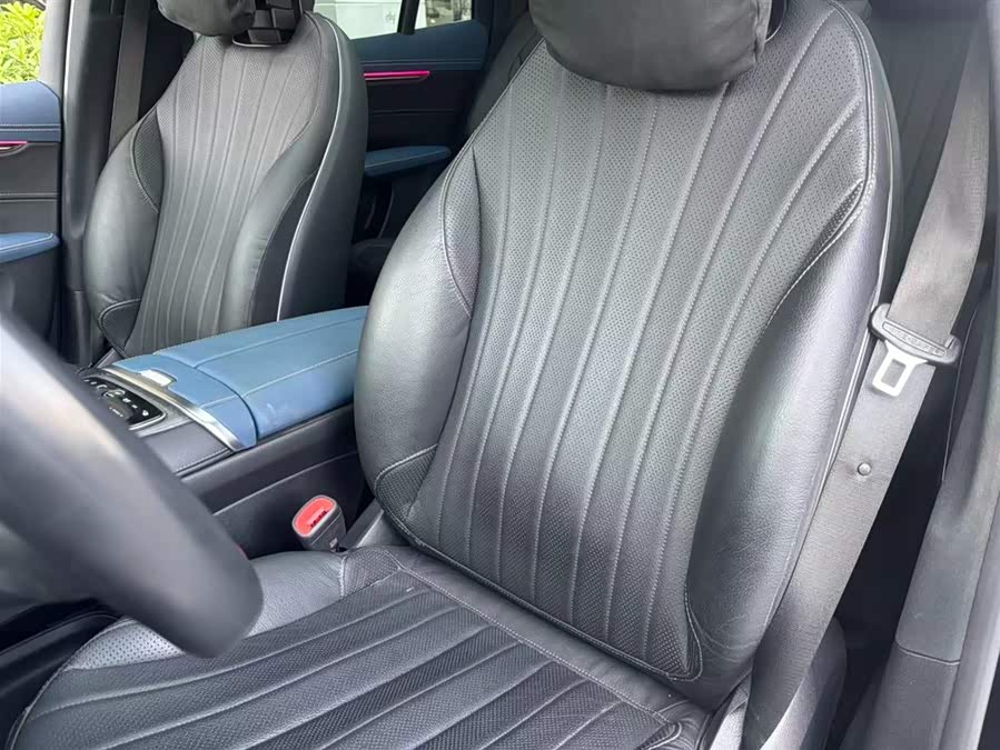 Mercedes-Benz EQS SUV 2023 car image #11