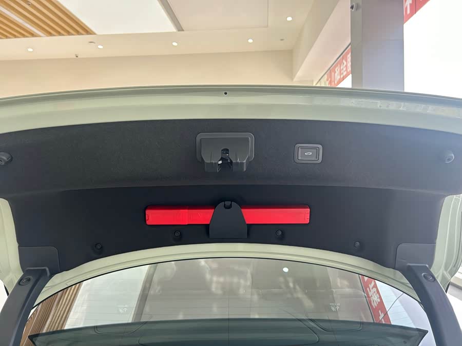 HongQi EH7 2025 #11 HongQi EH7 2025 car image #11