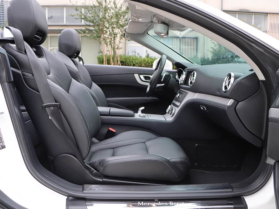 Mercedes-Benz SL Class 2019 car image #11