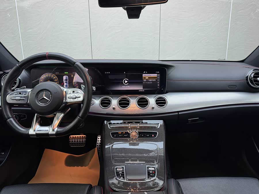 Mercedes-Benz E AMG 2019 immagine di auto #11