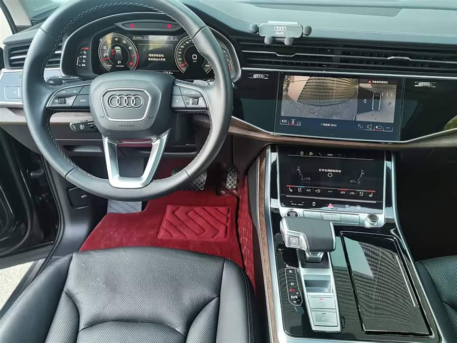 Audi Q7 2024 صورة سيارة #11