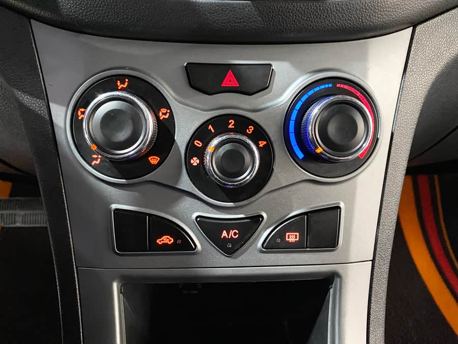 Kaiyi C3 2016 car image #11