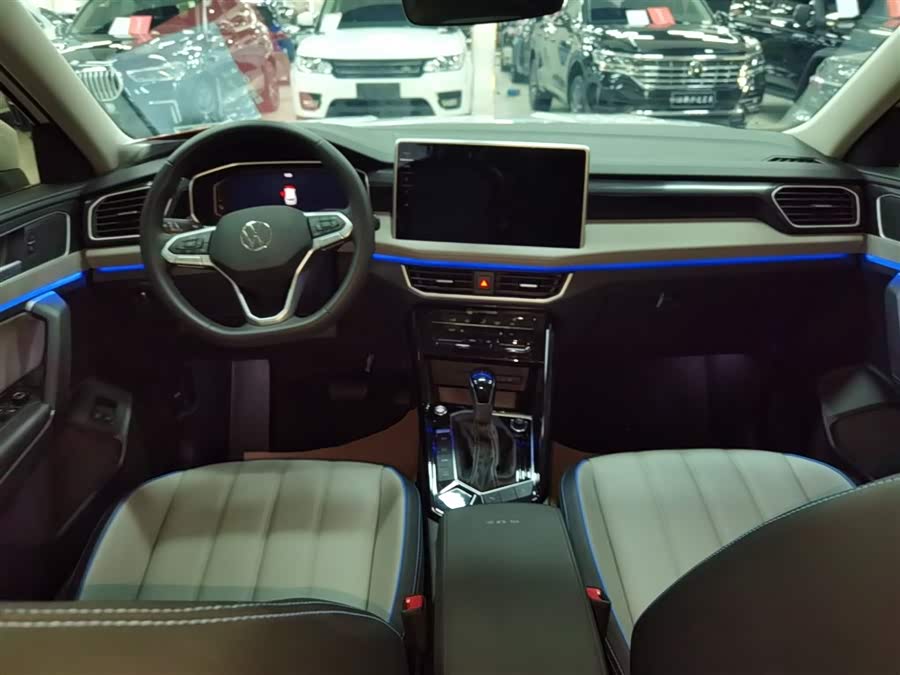 Volkswagen Tayron GTE 2023 #11 Volkswagen Tayron GTE 2023 car image #11